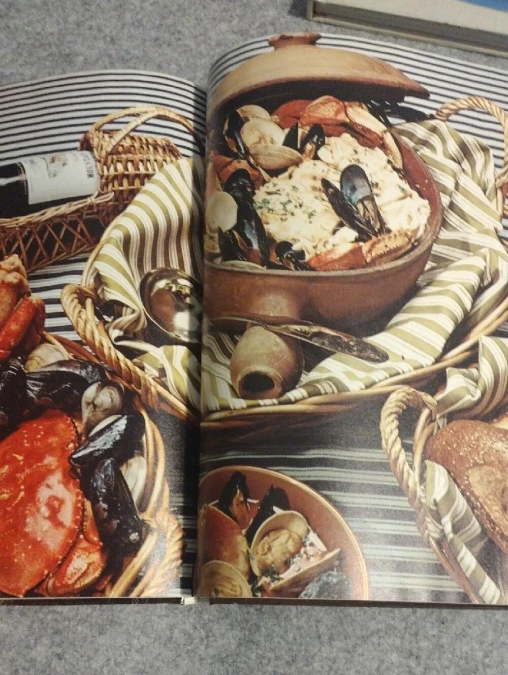 Classic Brown Steak & Roast Hardcover Kitchen Cookbook -american Cooking
